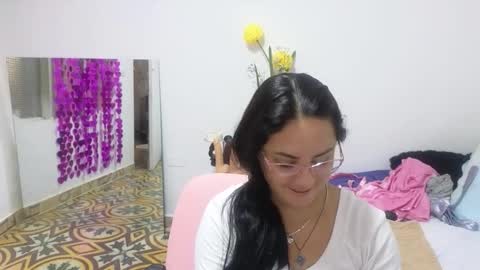 Snapshot of lovely_trix_ chatting on October 2025 11:42:02 AM Trix online show from October 2025 11:42:02 AM