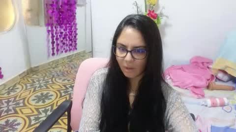 Snapshot of lovely_trix_ chatting on October 2025 11:47:01 AM Trix online show from October 2025 11:47:01 AM