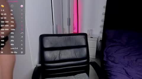 Snapshot of lovelyaria_ chatting on December 2025 08:39:01 PM Aria3 online show from December 2025 08:39:01 PM