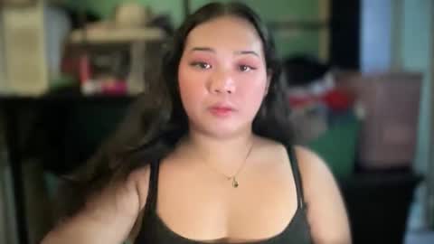 Snapshot of lovelyhot_christinexx chatting on December 2025 06:57:02 PM Christine online show from December 2025 06:57:02 PM