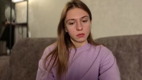 Snapshot of lovelykatea chatting on November 2025 12:02:02 PM Kate only online show from November 2025 12:02:02 PM