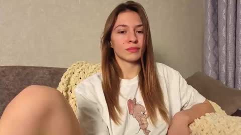 Snapshot of lovelykatea chatting on December 2025 12:03:02 PM Kate only online show from December 2025 12:03:02 PM