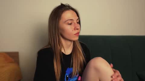 Kate only online show from March 2026 01:33:01 PM