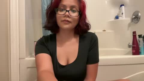 lovelykatiebabe online show from August 2026 02:13:02 AM