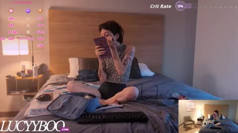 lovelylittlelucyy online show from October 2025 10:43:02 PM