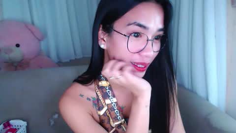 lovelymae18 online show from December 2024 07:49:01 PM