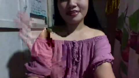 Snapshot of lovelymocha27 chatting on January 2025 10:51:02 AM lovelymocha27s online show from January 2025 10:51:02 AM