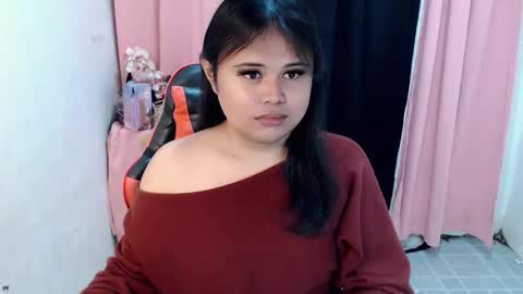 Snapshot of lovelypinaychubsx chatting on February 2026 10:56:01 AM lovely online show from February 2026 10:56:01 AM