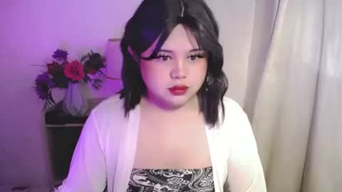 Snapshot of lovelypinaychubsx chatting on May 2026 12:04:02 AM lovely online show from May 2026 12:04:02 AM