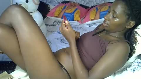 lovelytin online show from February 2026 09:01:01 PM