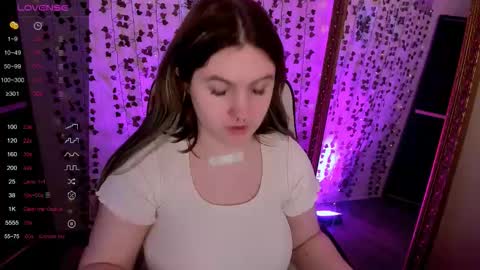 Julia  online show from March 2026 05:56:02 AM