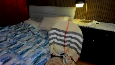 pauleen online show from January 2025 06:53:02 AM