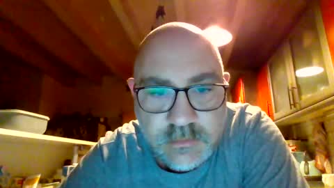 Snapshot of lover010983 chatting on February 2025 05:12:02 AM lover010983 online show from February 2025 05:12:02 AM