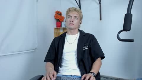 Snapshot of lover_fitnessboy chatting on September 2025 03:50:02 AM kevin online show from September 2025 03:50:02 AM