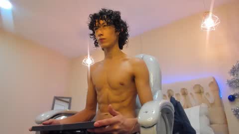 loverboy8_ online show from December 2024 01:32:02 PM