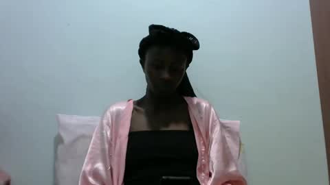 lovergal222 online show from January 2025 06:59:01 PM