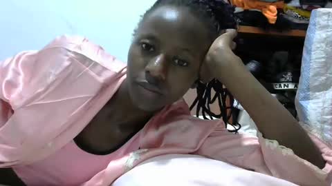 lovergal222 online show from February 2025 08:19:01 PM