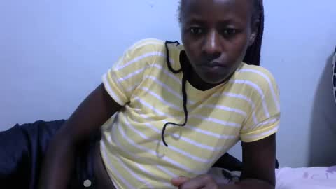 lovergal222 online show from February 2025 07:39:01 PM