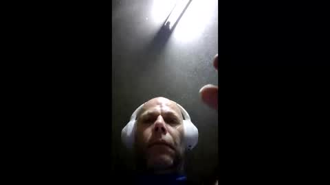 Snapshot of loveslick583698 chatting on June 2026 09:04:01 PM Lovetlick online show from June 2026 09:04:01 PM