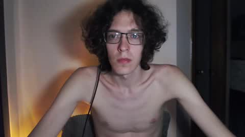 LovesomeCookie online show from April 2026 06:21:01 PM