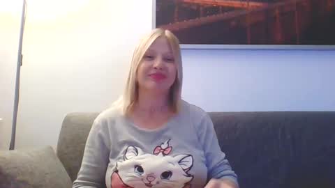 Snapshot of lovestar544963 chatting on December 2024 06:06:01 PM Marlyn online show from December 2024 06:06:01 PM