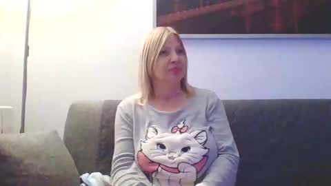 Snapshot of lovestar544963 chatting on December 2024 09:13:02 PM Marlyn online show from December 2024 09:13:02 PM