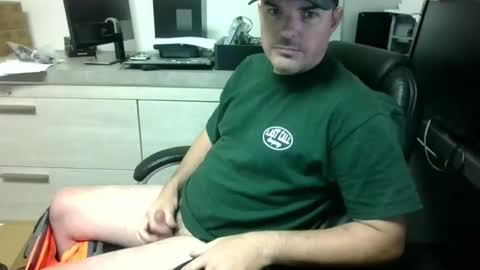 Snapshot of lovetofps chatting on December 2024 09:50:01 AM Love2Game online show from December 2024 09:50:01 AM