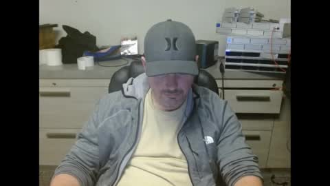 Love2Game online show from April 2026 11:00:01 PM