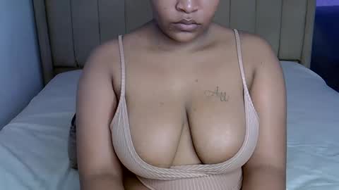 loveydivah online show from September 2025 02:43:02 PM