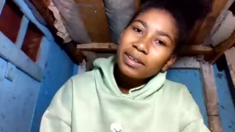 loveyou751 online show from April 2026 04:35:01 AM