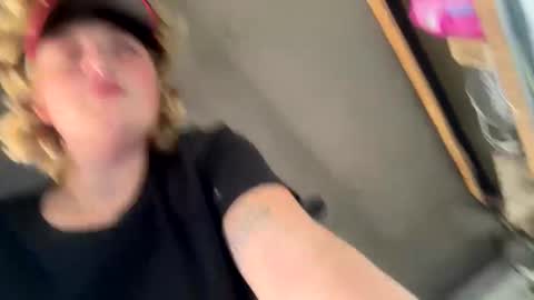 Snapshot of loveyourkittty chatting on March 2025 07:36:01 PM StacyMaeWish online show from March 2025 07:36:01 PM