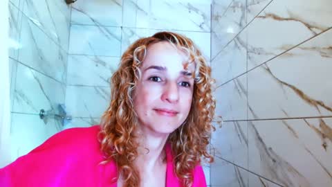 Snapshot of loving__lily chatting on December 2024 01:19:02 PM loving online show from December 2024 01:19:02 PM