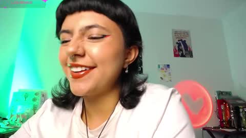 loving_alma online show from September 2025 03:08:01 AM