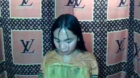 loving_rhean online show from December 2025 02:41:02 AM