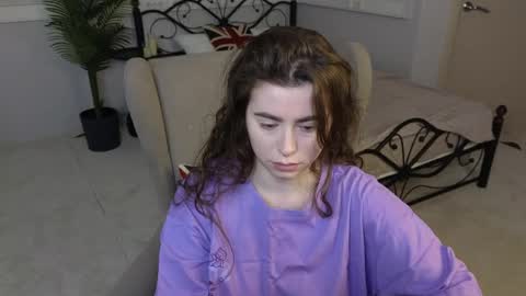 Erika online show from March 2026 01:06:02 AM