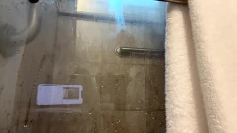 Snapshot of lovinreach chatting on December 2024 04:32:01 PM lovinreach online show from December 2024 04:32:01 PM