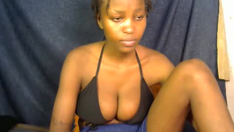 lovly_lastborn online show from September 2025 08:13:02 PM
