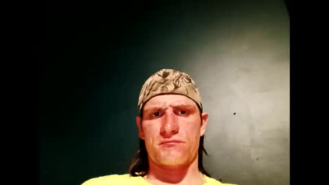 Snapshot of lowcard2389 chatting on February 2025 03:24:01 AM lowcard2389 online show from February 2025 03:24:01 AM