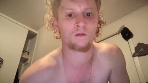 lowkey42011 online show from November 2025 04:52:02 PM