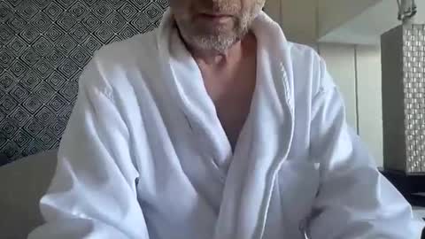 lqi online show from September 2025 01:00:01 PM