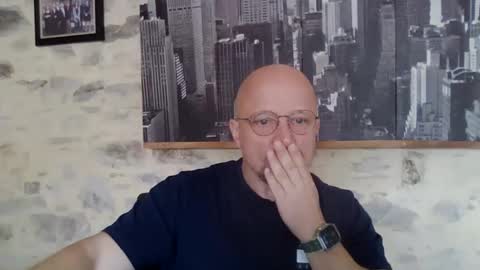 Espigle online show from April 2026 07:55:01 AM