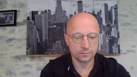 Espigle online show from April 2026 06:11:02 AM