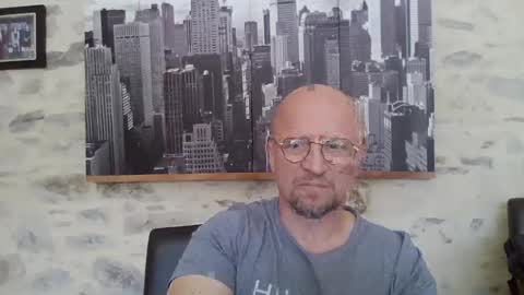 Espigle online show from May 2026 11:05:01 AM