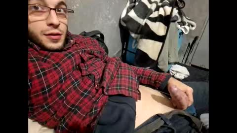 Lshot D online show from October 2025 03:51:02 AM