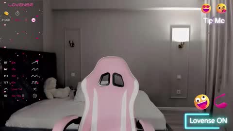 Snapshot of lu_mina chatting on September 2025 12:54:02 AM lu_mina online show from September 2025 12:54:02 AM