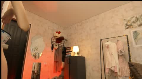 Ida online show from December 2025 03:26:02 AM