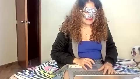 Snapshot of luana363 chatting on September 2025 01:40:02 AM luana363 online show from September 2025 01:40:02 AM