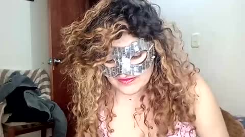 Snapshot of luana363 chatting on September 2025 02:37:01 AM luana363 online show from September 2025 02:37:01 AM