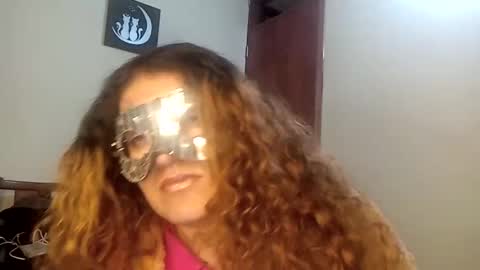 Snapshot of luana363 chatting on October 2025 03:36:01 AM luana363 online show from October 2025 03:36:01 AM