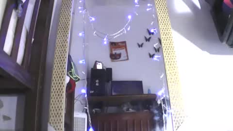 luanna837 online show from December 2024 12:41:02 PM